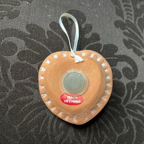 Angel Heart Shaped Ornament Terracotta - Picture 5 of 8